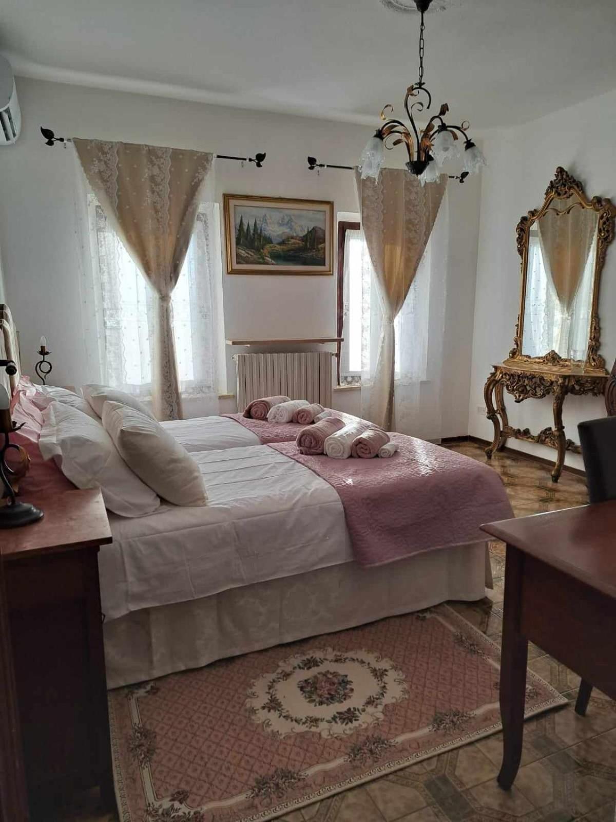 Bed and Breakfast Casa Adele à Torrile Extérieur photo